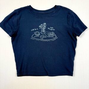 French C’est La Vie Coquette Navy Cropped Graphic Baby Tee Hollister -Size Small